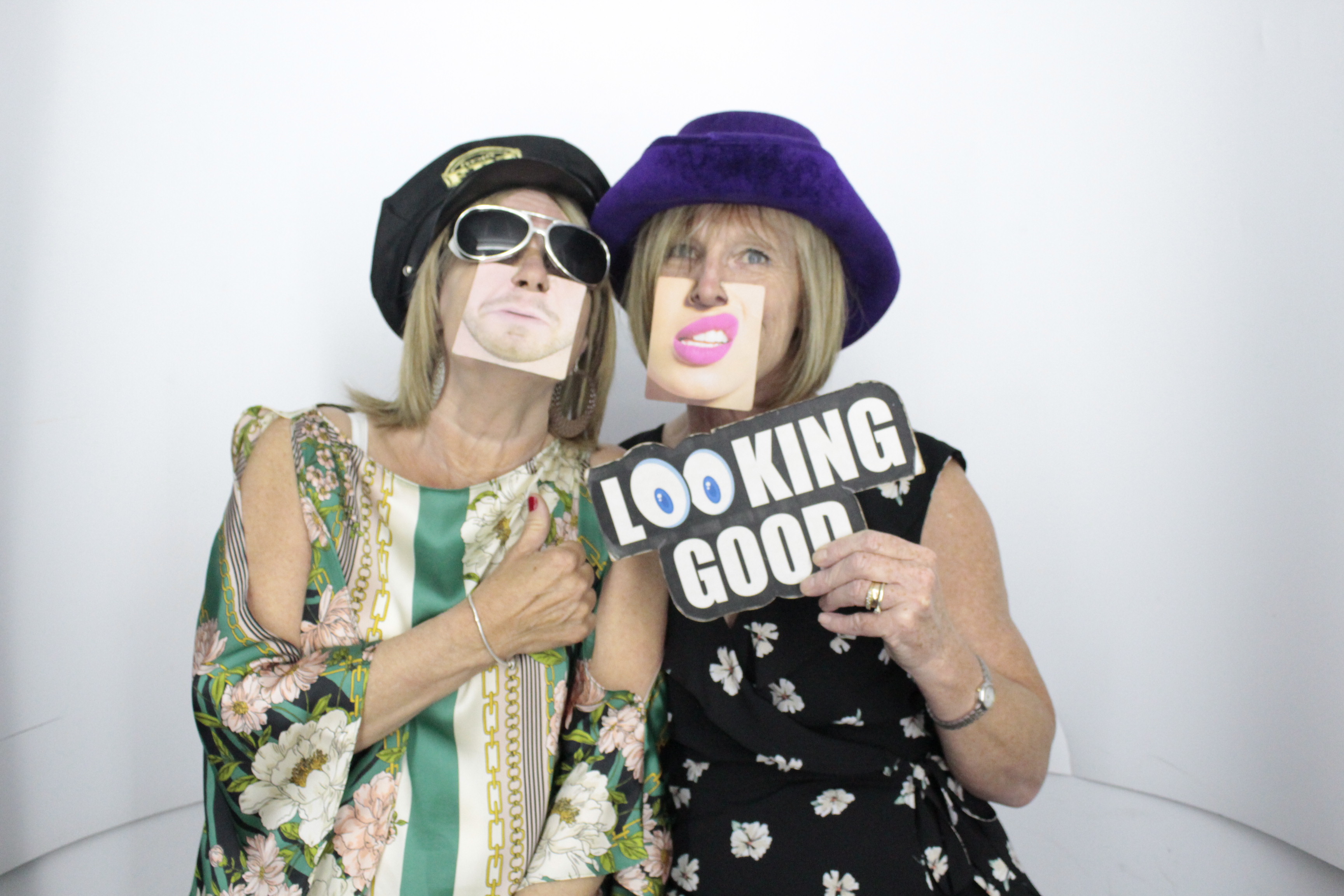 Mandy's 60th  Birthday Party | View more photos from the event at gallery.myphotoboothexperience.co.uk/u/MyPhotoBoothExperienceLtd/Mandys-60th-Birthday-Party